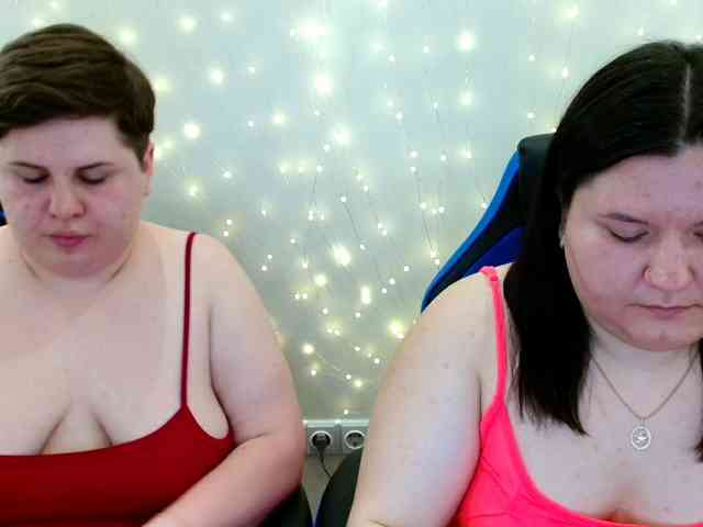 BeckyAndEllen webcam