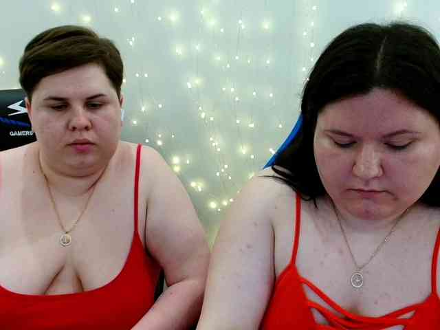 BeckyAndEllen webcam