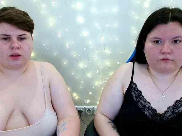 BeckyAndEllen webcam