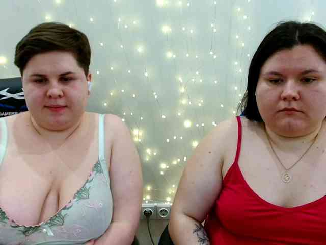 BeckyAndEllen webcam