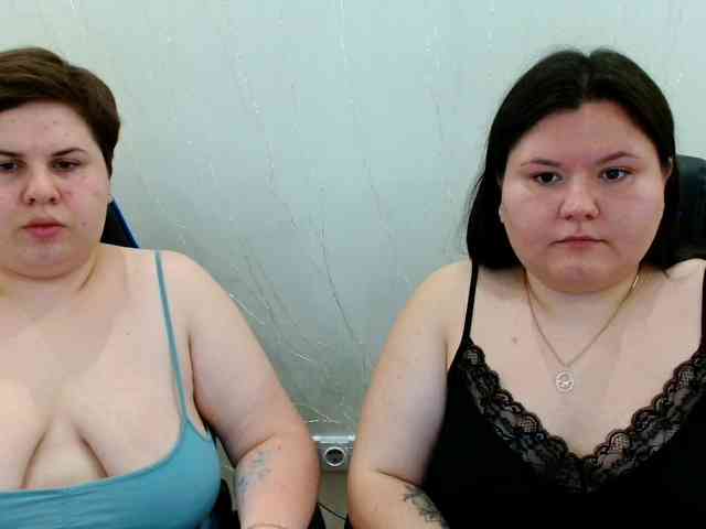 BeckyAndEllen webcam