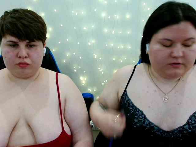 BeckyAndEllen webcam