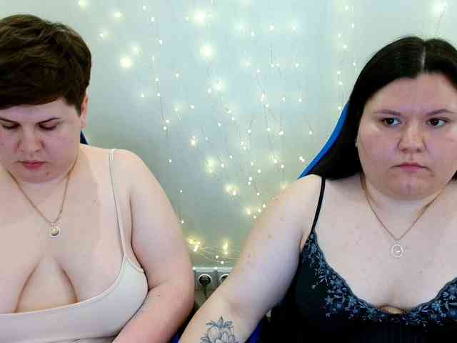 BeckyAndEllen webcam
