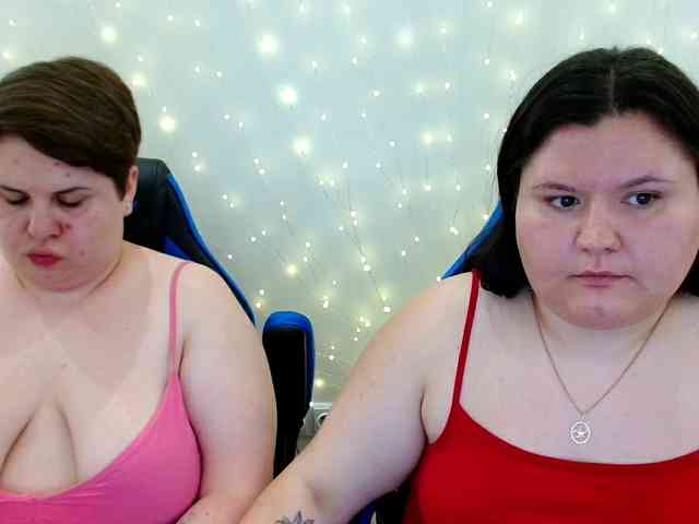BeckyAndEllen webcam