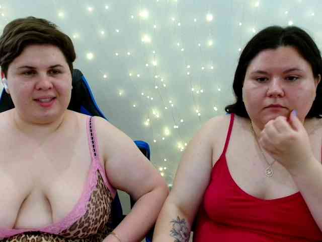 BeckyAndEllen webcam