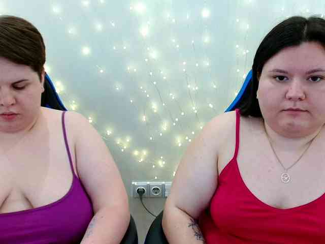 BeckyAndEllen webcam