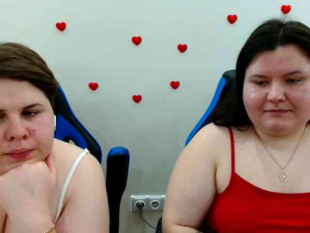 BeckyAndEllen webcam
