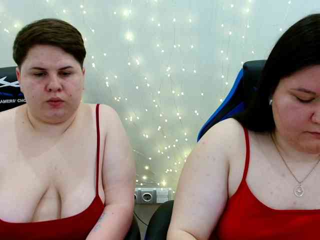BeckyAndEllen webcam