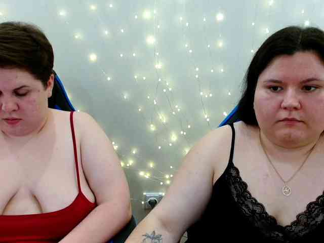 BeckyAndEllen webcam