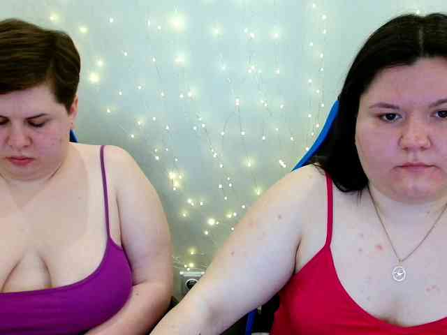 BeckyAndEllen webcam