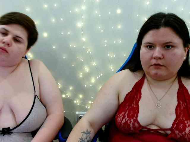 BeckyAndEllen webcam