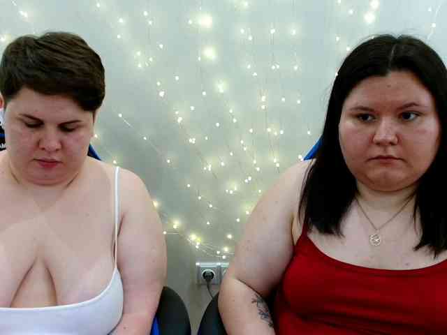 BeckyAndEllen webcam