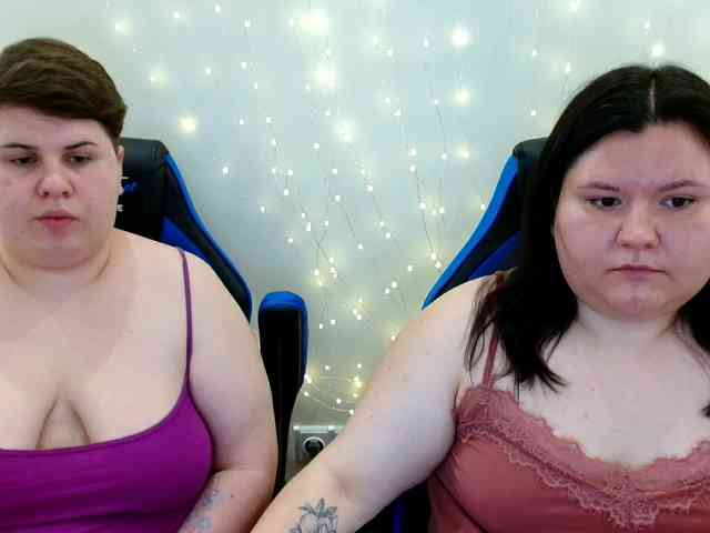 BeckyAndEllen webcam