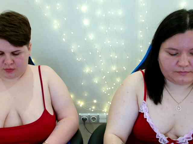 BeckyAndEllen webcam