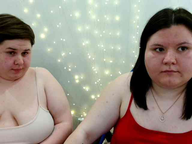 BeckyAndEllen webcam