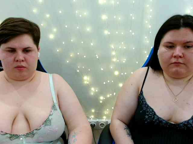 BeckyAndEllen webcam