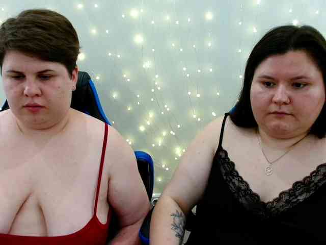 BeckyAndEllen webcam