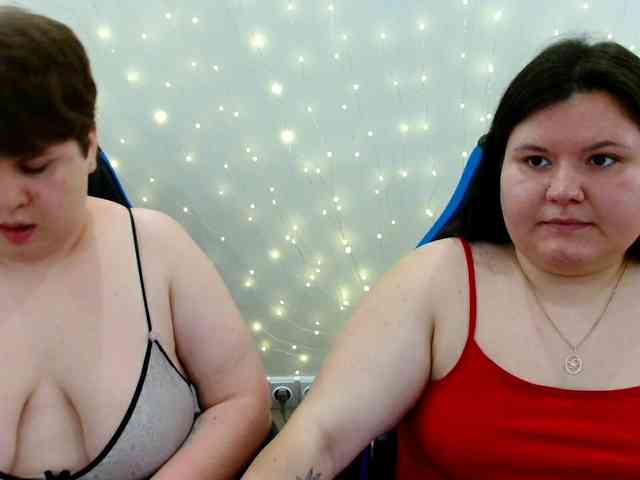 BeckyAndEllen webcam