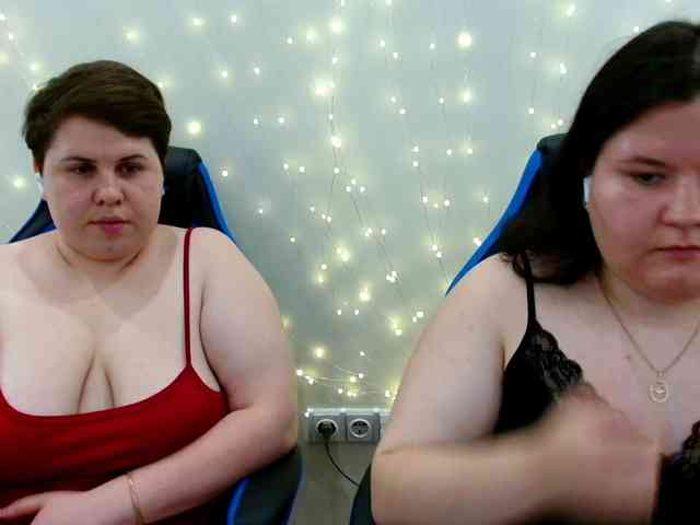 BeckyAndEllen webcam
