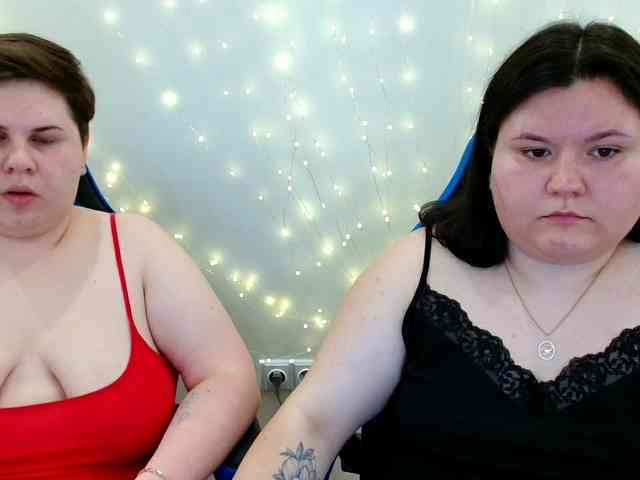 BeckyAndEllen webcam
