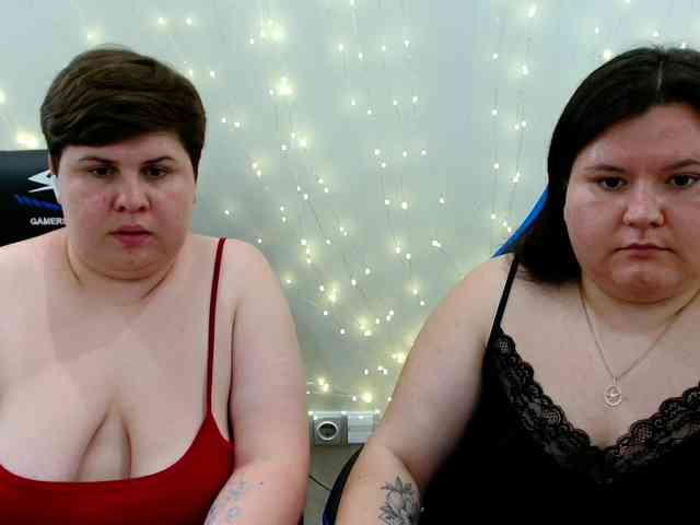 BeckyAndEllen webcam
