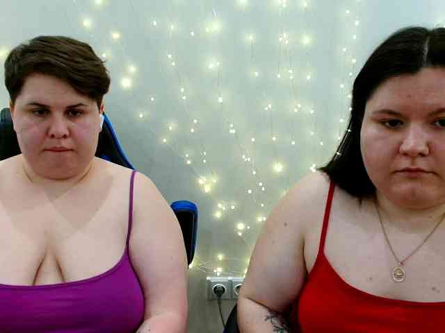 BeckyAndEllen webcam