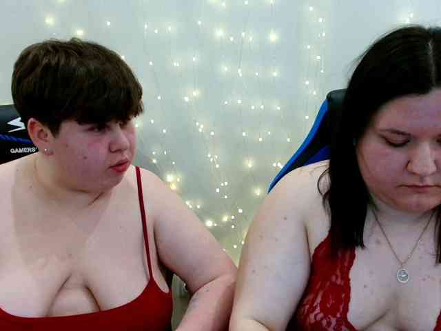 BeckyAndEllen webcam