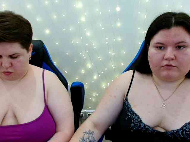 BeckyAndEllen webcam
