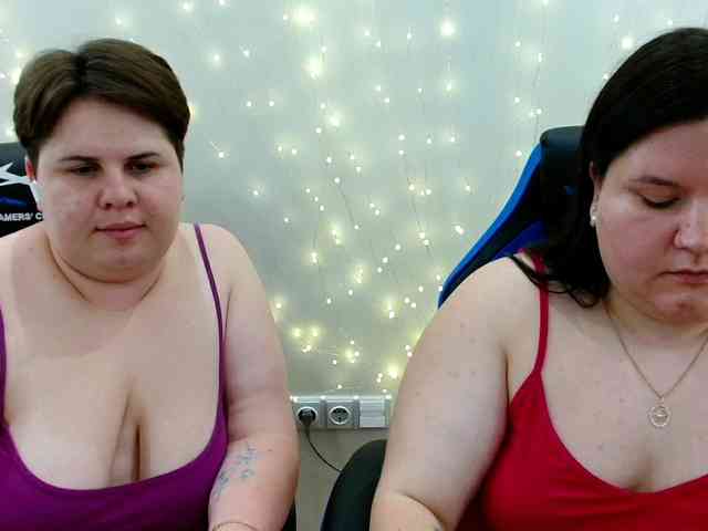 BeckyAndEllen webcam