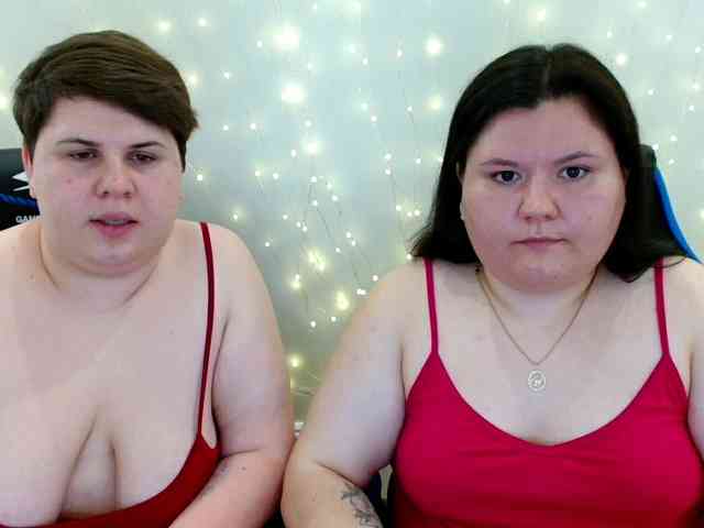 BeckyAndEllen webcam