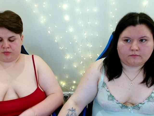 BeckyAndEllen webcam
