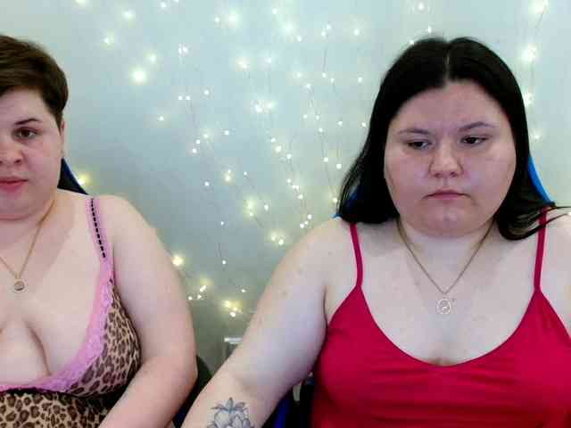 BeckyAndEllen webcam