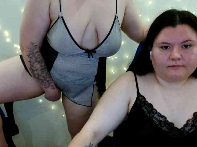 BeckyAndEllen webcam