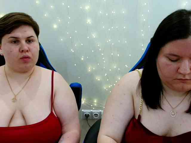 BeckyAndEllen webcam