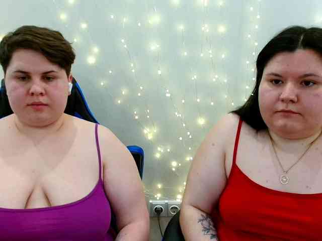 BeckyAndEllen webcam