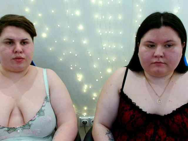 BeckyAndEllen webcam