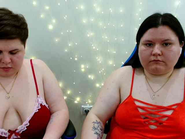 BeckyAndEllen webcam