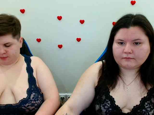 BeckyAndEllen webcam