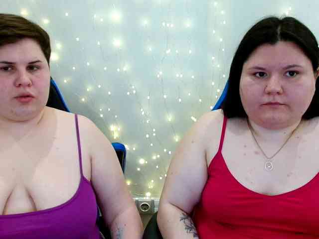 BeckyAndEllen webcam