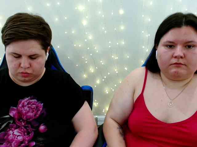 BeckyAndEllen webcam