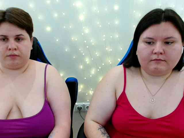 BeckyAndEllen webcam