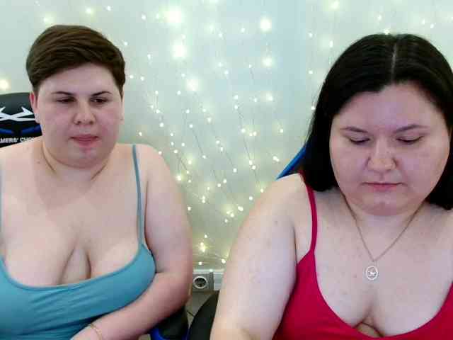 BeckyAndEllen webcam