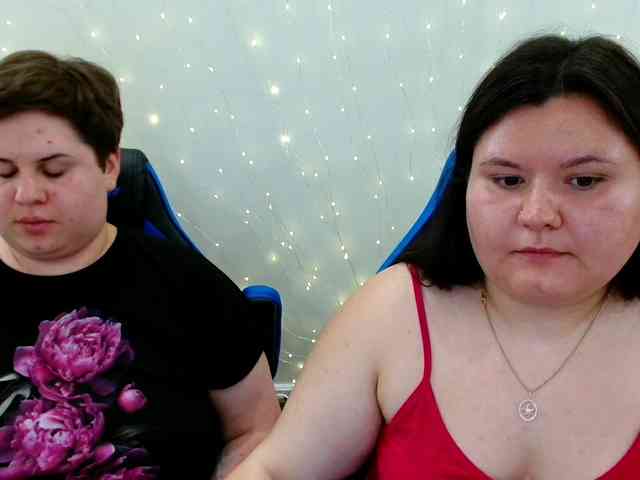 BeckyAndEllen webcam