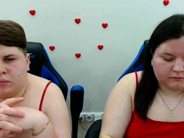 BeckyAndEllen webcam