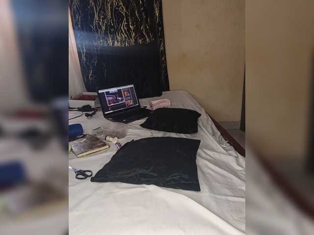 dreamyher live cam on BongaCams