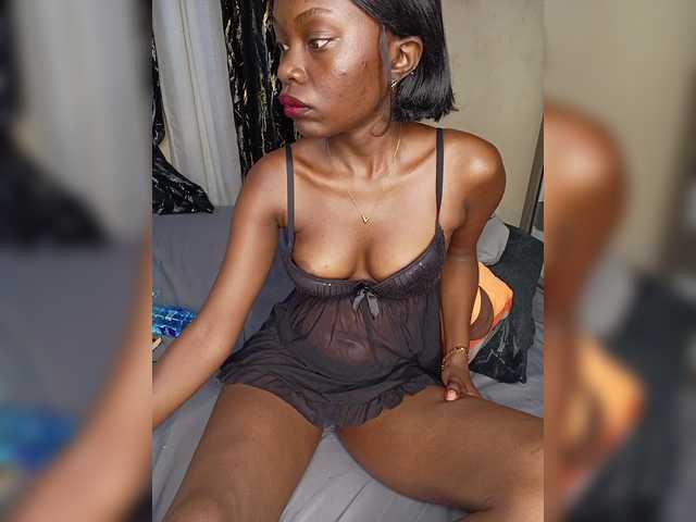 dreamyher live webcam show