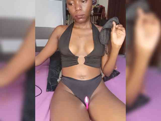 dreamyher webcam