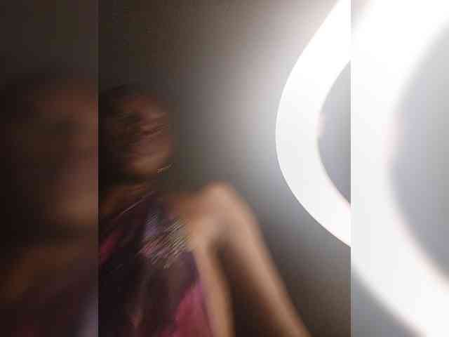 dreamyher webcam
