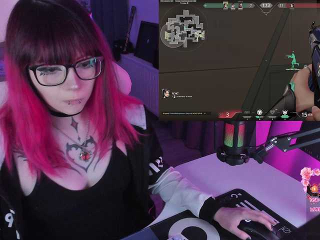 Yumi-Youkai live cam on BongaCams