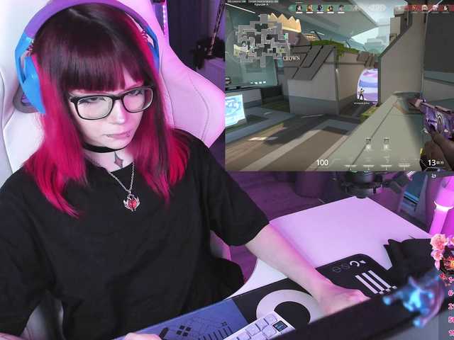 Yumi-Youkai live cam on BongaCams